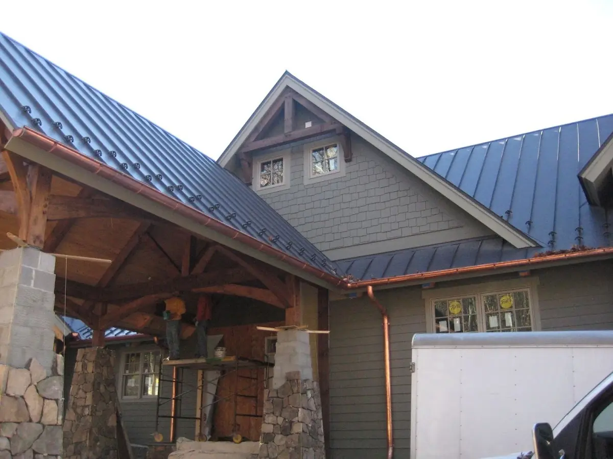 Craftsman Roofing team delivering quality roofing work in Elmendorf
